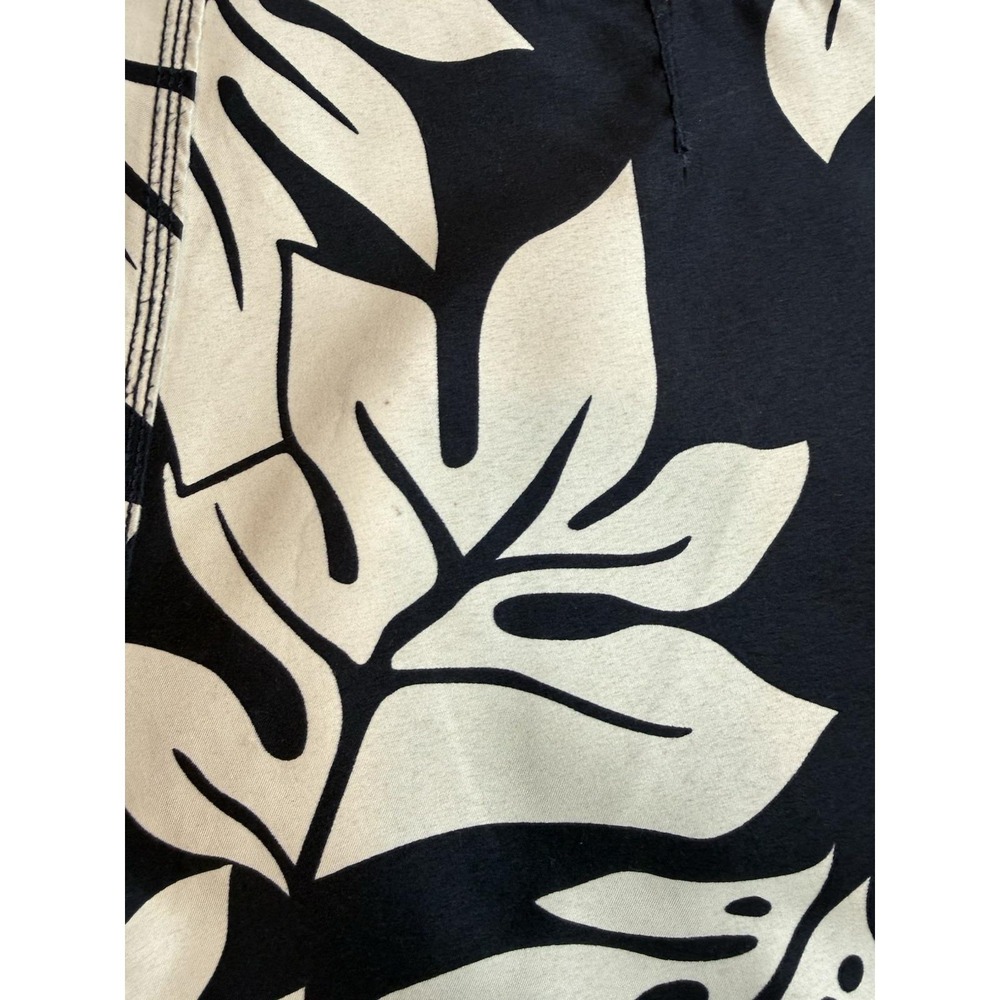 Hawaiian Performance Surfwear Cargo Swim Trunks Floral Board Shorts Mens Size 32 - Picture 12 of 14